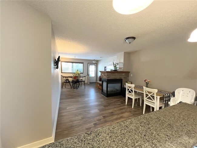 15257 60th Ave N in Minneapolis, MN - Building Photo - Building Photo