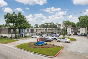 Havenwood Apartment Homes in Houston, TX - Building Photo