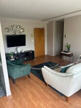 1310 Berlin Tpke in Wethersfield, CT - Building Photo - Building Photo