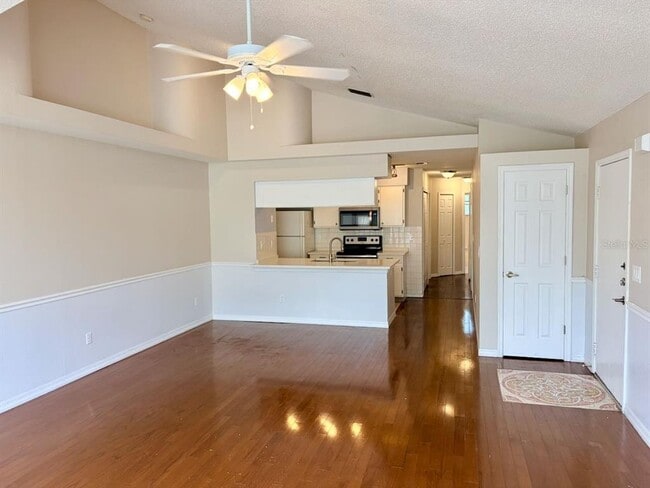 2010 Royal Bay Blvd in Kissimmee, FL - Building Photo - Building Photo