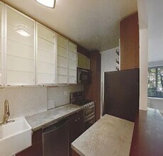 372 Central Prk W in New York, NY - Building Photo - Building Photo