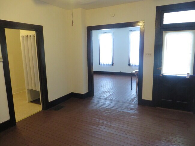 1223 Wall St in Fort Wayne, IN - Building Photo - Building Photo