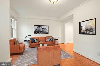 4416 Reservoir Rd NW in Washington, DC - Building Photo - Building Photo