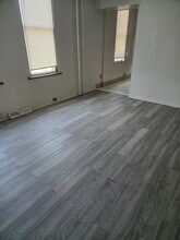 608 2nd St, Unit 1 in Pitcairn, PA - Foto de edificio - Building Photo