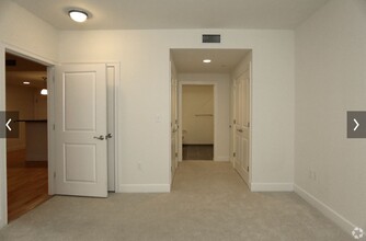 13 Cameron Ave, Unit 306 in Cambridge, MA - Building Photo - Building Photo