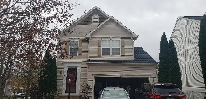 14795 Links Pond Cir in Gainesville, VA - Building Photo