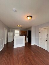 60 Wilkinson Ave, Unit 2L in Jersey City, NJ - Foto de edificio - Building Photo