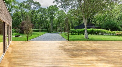54 Copeces Ln in East Hampton, NY - Building Photo - Building Photo
