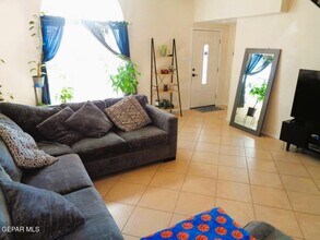 11353 Loma Linda Cir in El Paso, TX - Building Photo - Building Photo