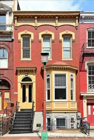property at 817 6th St NW