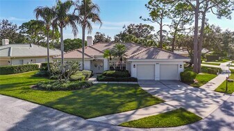 2960 Sandringham Pl in Sarasota, FL - Building Photo