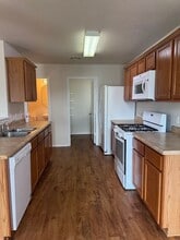 15130 Meredith Ln in College Station, TX - Building Photo - Building Photo