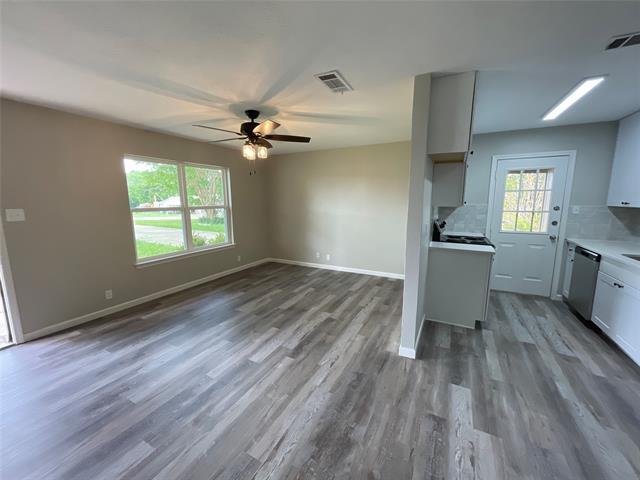 120 Redbud Ct in Waxahachie, TX - Building Photo