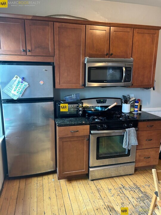 61 Frederick Ave in Medford, MA - Building Photo