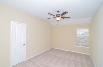 18039 Westward Dale Dr in Cypress, TX - Building Photo - Building Photo