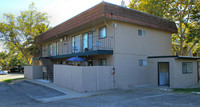 8719-8725 Fair Oaks Blvd in Carmichael, CA - Foto de edificio - Building Photo