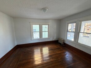 174 Euclid Ave in Springfield, MA - Building Photo - Building Photo