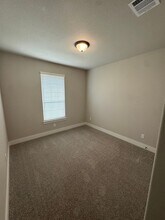 665 The Cottages in Godley, TX - Building Photo - Building Photo