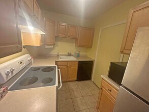 2171 NE 66th St in Fort Lauderdale, FL - Building Photo - Building Photo