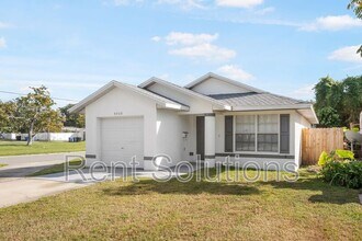 5400 9th Ave N in St. Petersburg, FL - Building Photo - Building Photo