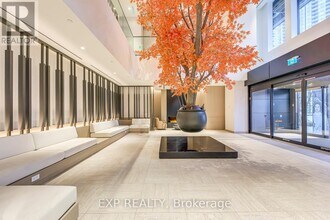 4015 The Exchange in Mississauga, ON - Building Photo - Building Photo