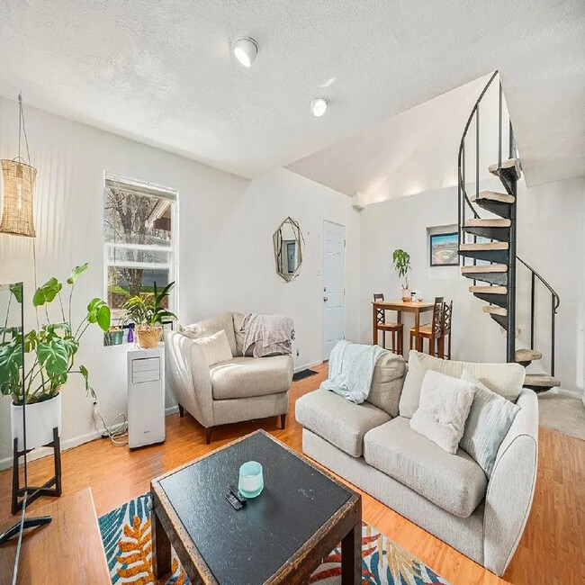 property at 3726 Decatur St
