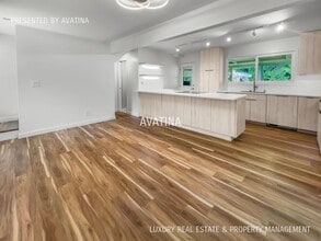 244 Kapili St in Honolulu, HI - Building Photo - Building Photo