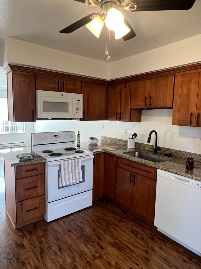 Meritage Apartments in Campbell, CA - Building Photo - Building Photo