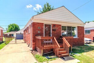 23000 Alger St in St. Clair Shores, MI - Building Photo