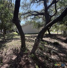 560 Wickford Way in Canyon Lake, TX - Building Photo - Building Photo