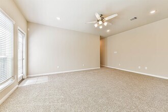 513 N 6th St in La Porte, TX - Building Photo - Building Photo