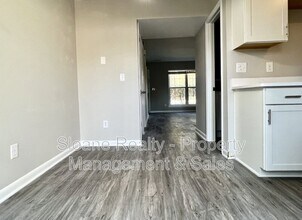 1295 Mathis Ferry Rd in Mount Pleasant, SC - Building Photo - Building Photo