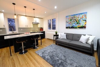 326 High Park Av in Toronto, ON - Building Photo - Building Photo