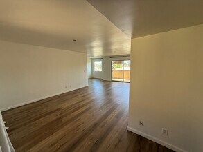 600 W Stocker St in Glendale, CA - Building Photo - Building Photo