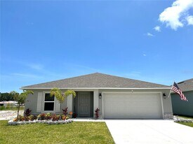 851 Alminar Ave SE in Palm Bay, FL - Building Photo