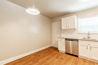 Victory at Edgewood in Richmond, VA - Building Photo - Interior Photo