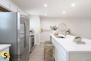 3821 SW 43rd Ct, Unit 306 in Ocala, FL - Building Photo