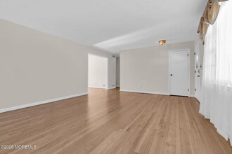 7 Klein St in Ocean Township, NJ - Building Photo - Building Photo