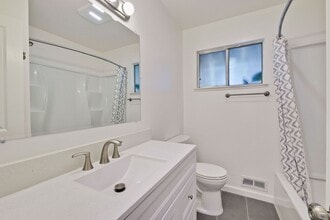 683 Arbutus Ave in Sunnyvale, CA - Building Photo - Building Photo