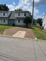 1404 Bell Trace Dr in Nashville, TN - Building Photo