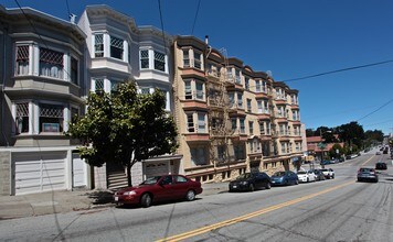 929 Stanyan St in San Francisco, CA - Foto de edificio - Building Photo