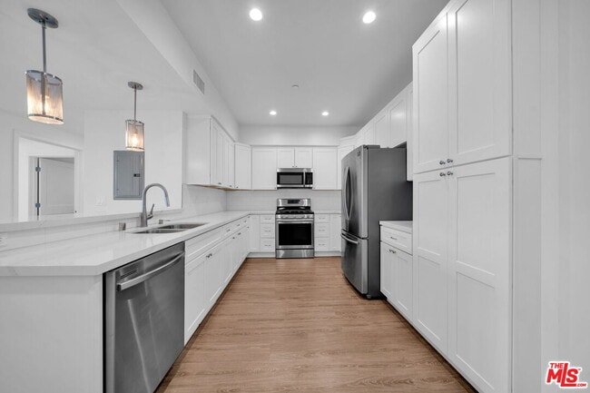 4114 Vantage Ave in Los Angeles, CA - Building Photo - Building Photo