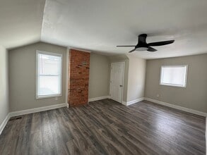 1210 E Whittier St in Columbus, OH - Building Photo - Building Photo