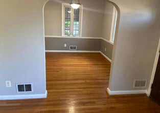 3900 Elmora Ave in Baltimore, MD - Building Photo - Building Photo