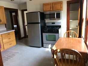 56 Union St, Unit 1 in Boston, MA - Building Photo - Building Photo