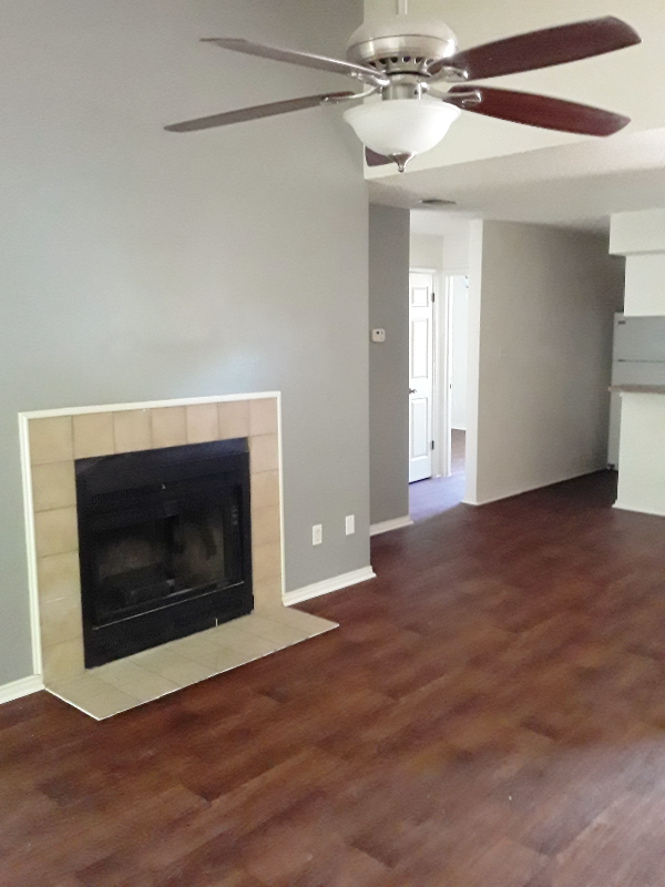 653 TX-337 Loop, Unit 306 in New Braunfels, TX - Foto de edificio - Building Photo