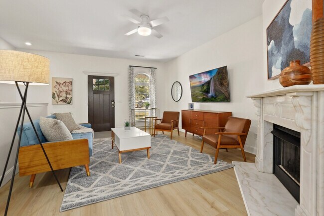 property at 1517 NW Bell Royal Ct