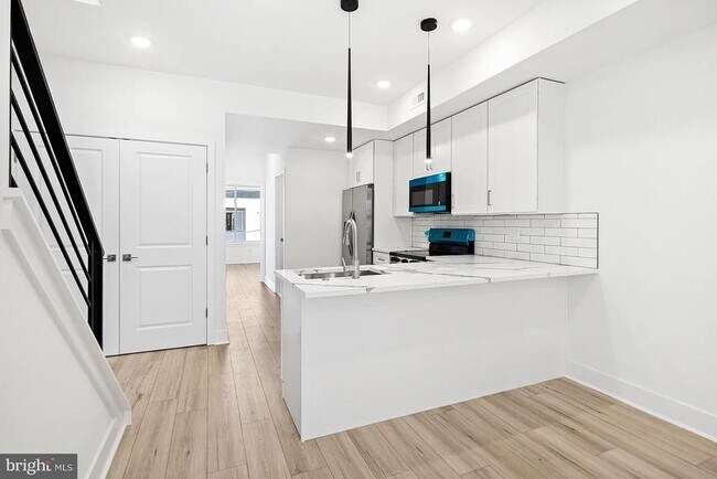 2524 Cecil B. Moore Ave in Philadelphia, PA - Building Photo - Building Photo