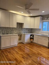 45 Peters Pl in Red Bank, NJ - Building Photo - Building Photo