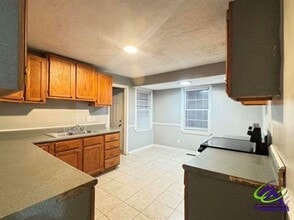 140 Spencer Hill Ct in Macon, GA - Building Photo - Building Photo